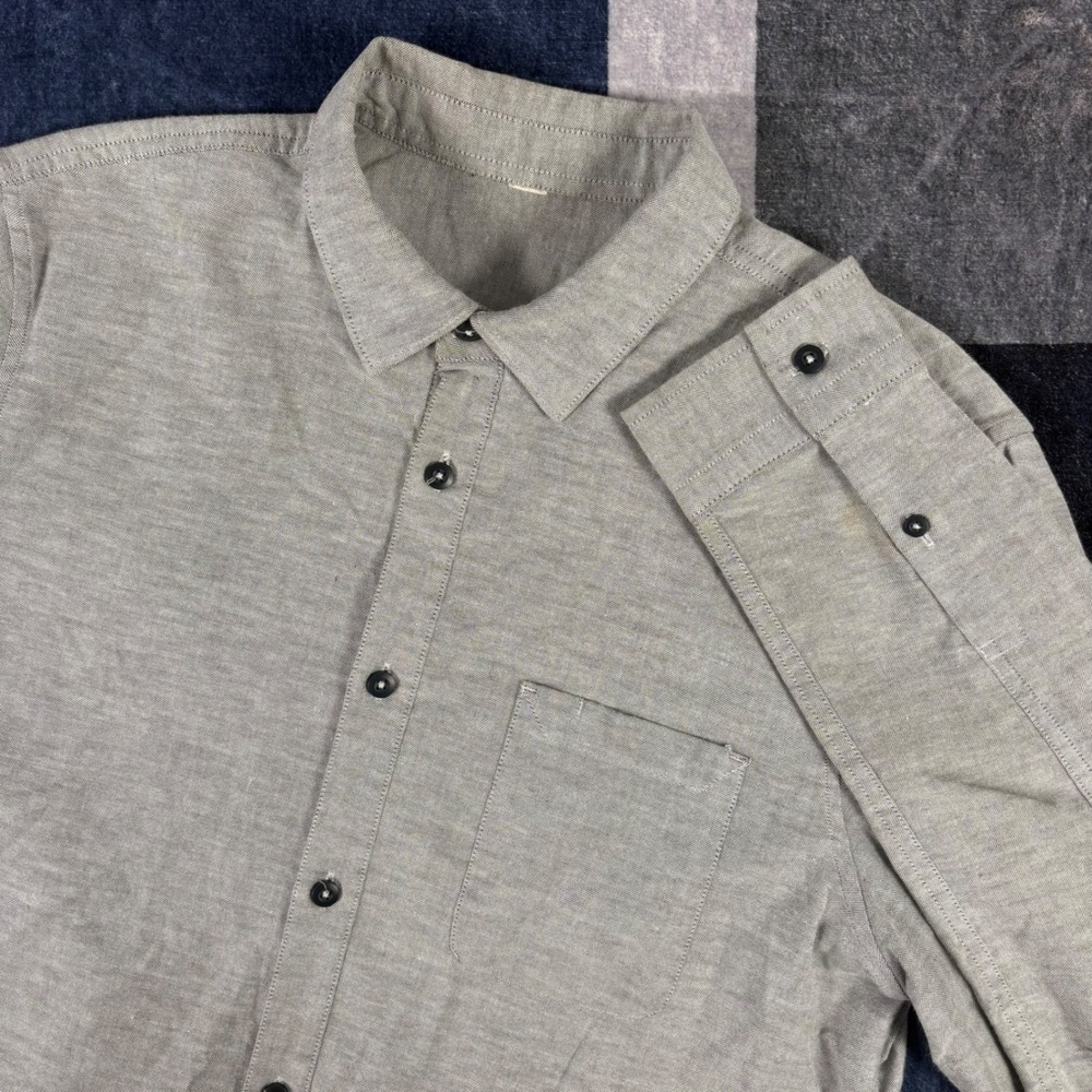 Lululemon Mens Commission Long Sleeve Button Down Shirt Grey Size M